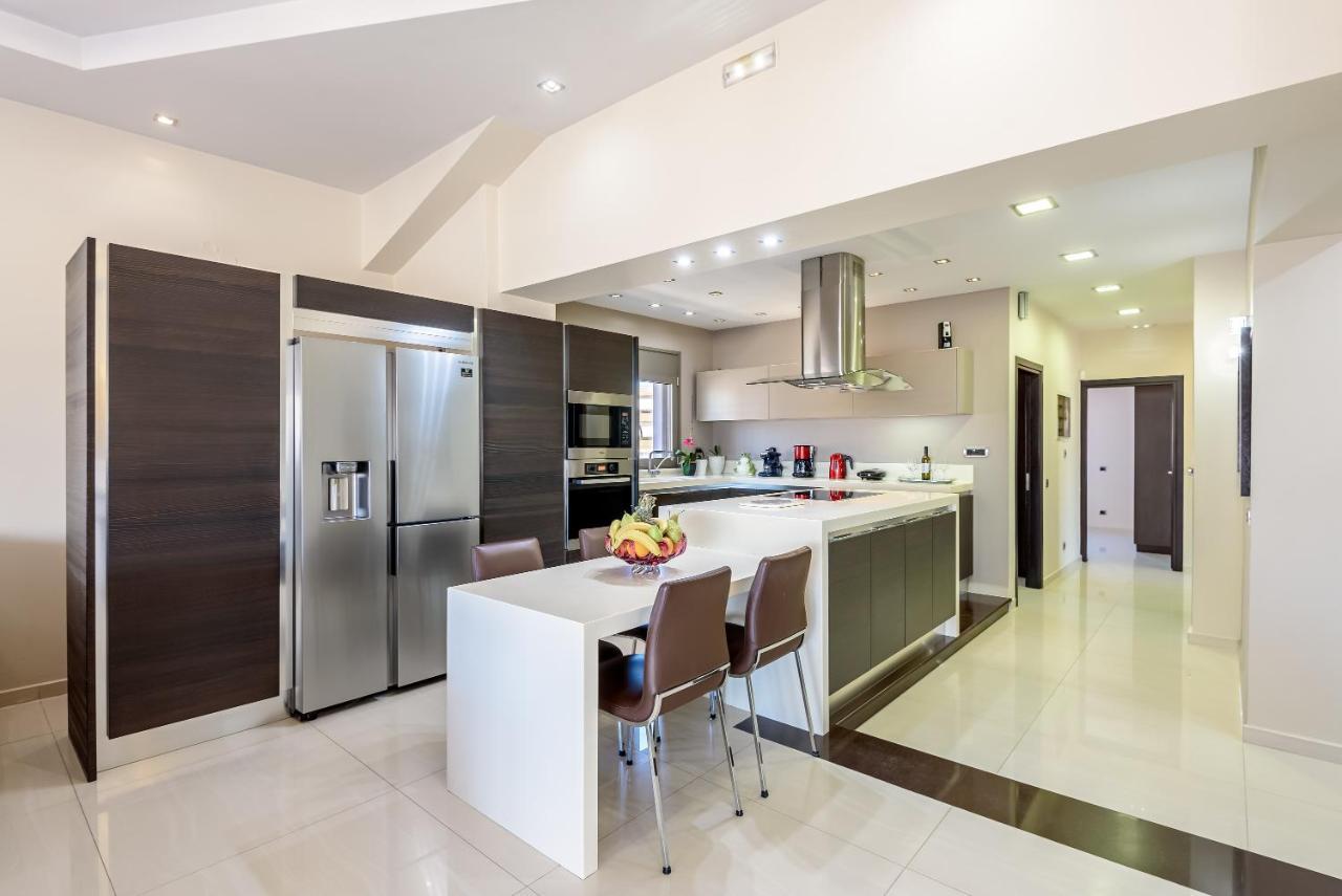 חאניה Luxury Villa In City Center With Rooftop Swimming Pool מראה חיצוני תמונה